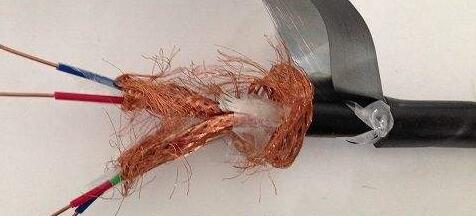 201703261047463681 201703261047463681